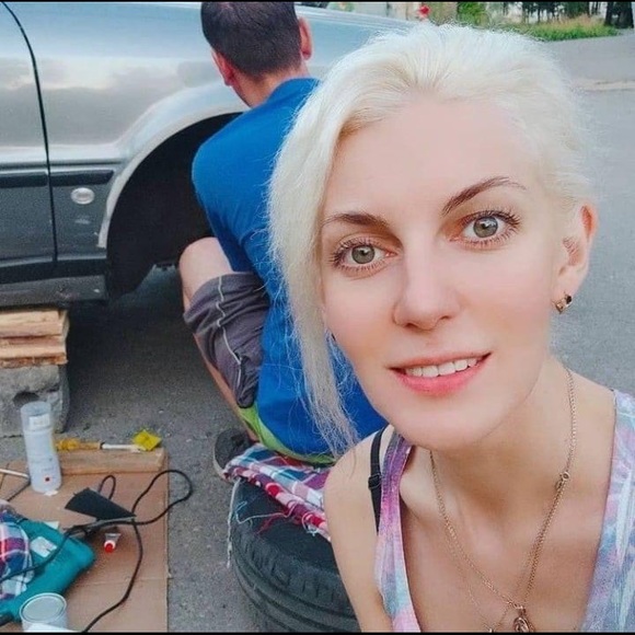 Meet your Posher, Curlybaddie - Picture 3 of 4